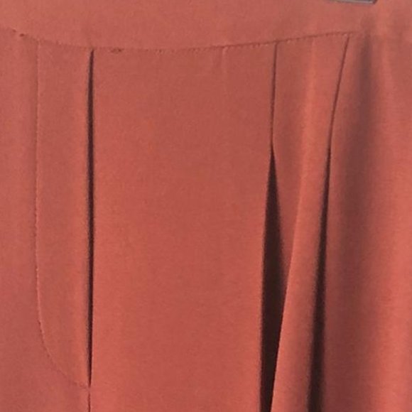 Babaton Aritzia Flare Leg Pants - Picture 4 of 5